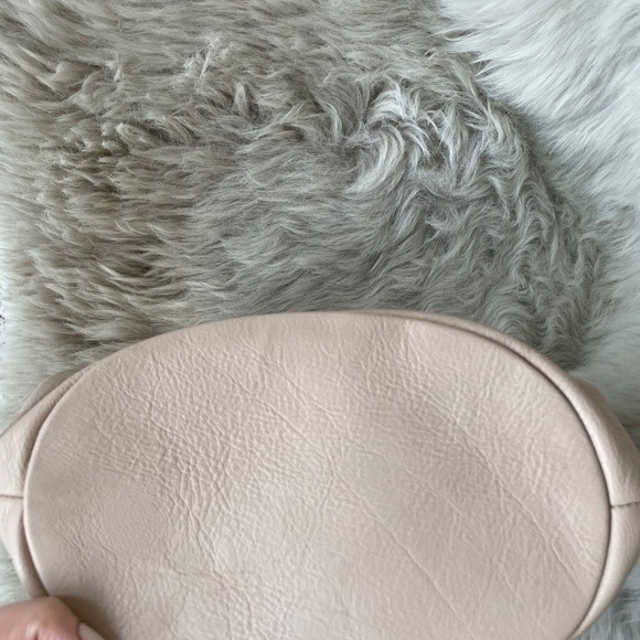 L'Intervalle Nude Bucket Bag - Picture 4 of 4